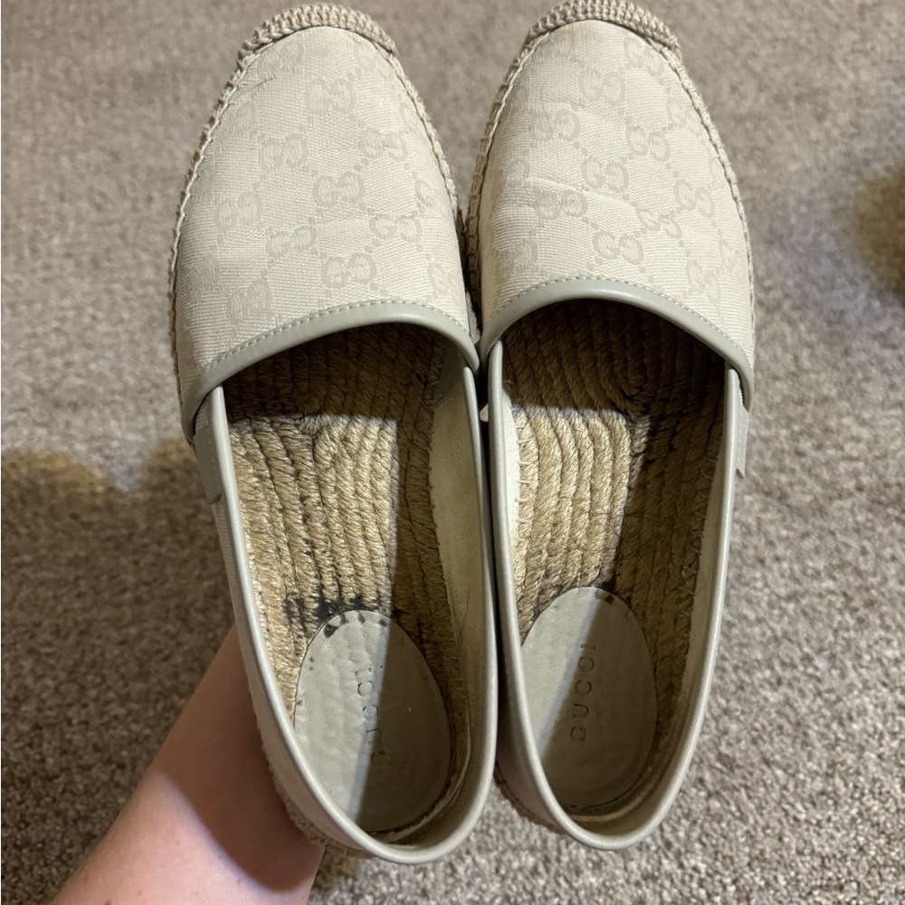 Cream Gucci Canvas Shoe